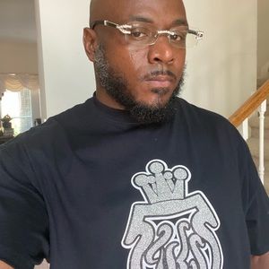 Meet your Posher, Carlos